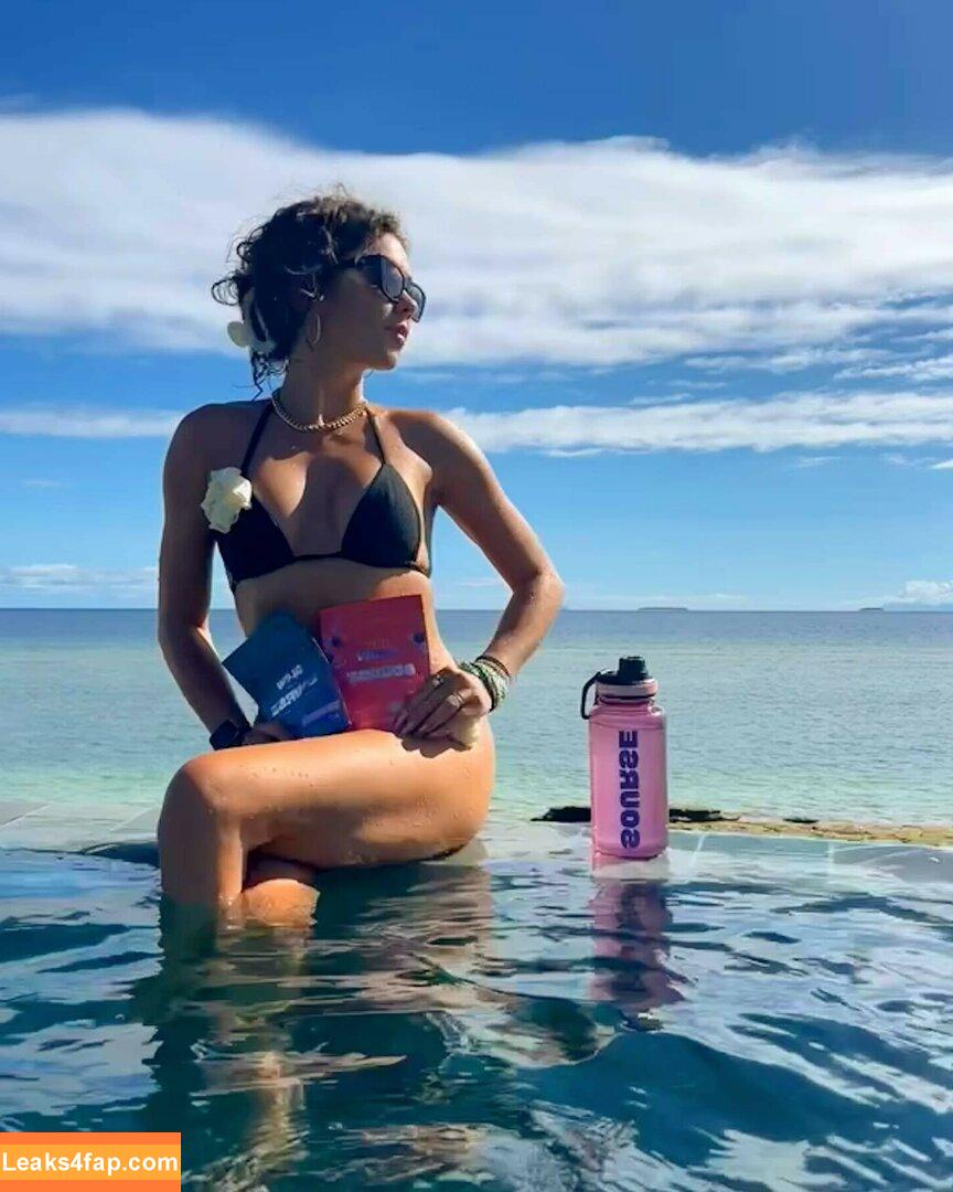 Sarah Hyland / Sarah_Hyland / sarahhyland leaked photo photo #0263