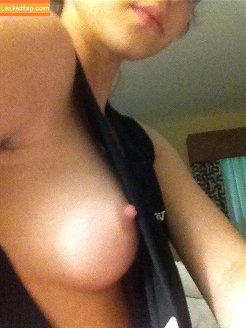 Sarah Hyland / Sarah_Hyland / sarahhyland leaked photo photo #0321