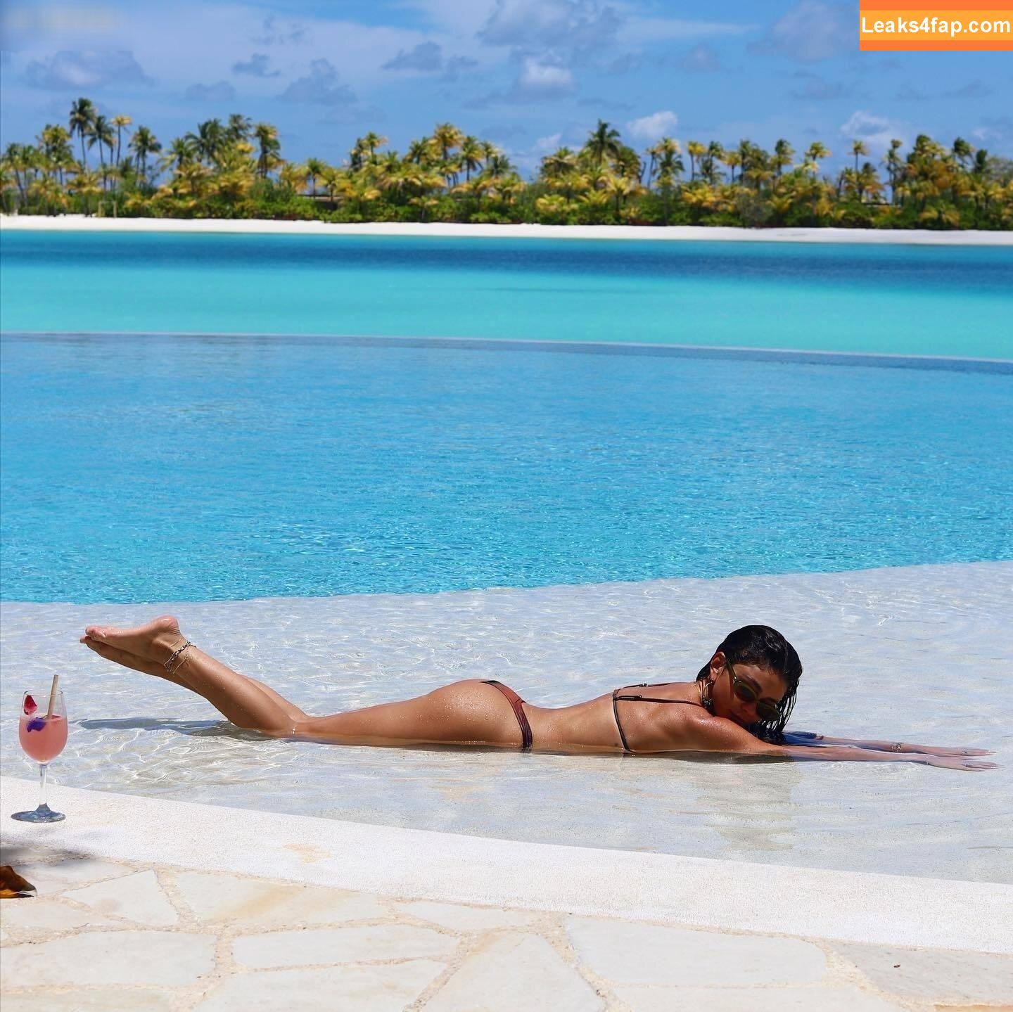 Sarah Hyland / Sarah_Hyland / sarahhyland leaked photo photo #0401