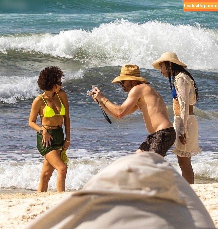 Sarah Hyland / Sarah_Hyland / sarahhyland leaked photo photo #0407