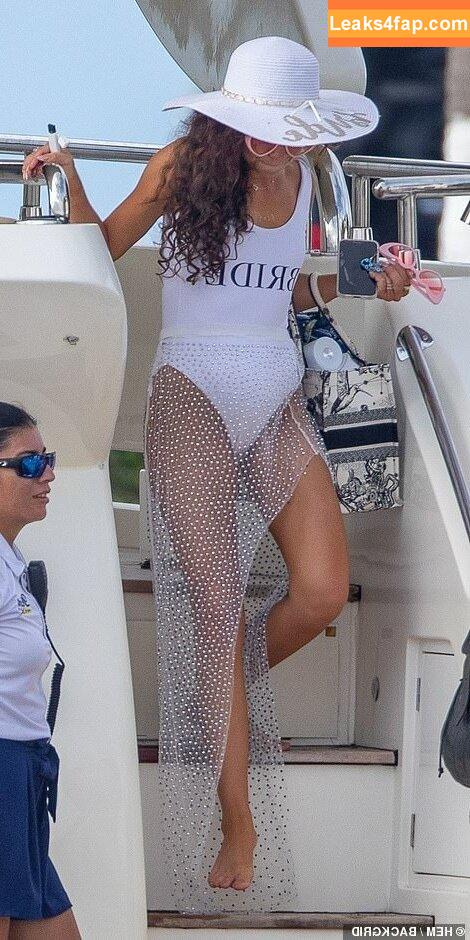 Sarah Hyland / Sarah_Hyland / sarahhyland leaked photo photo #0482