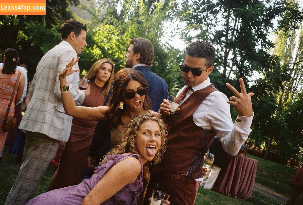 Sarah Hyland / Sarah_Hyland / sarahhyland leaked photo photo #0850