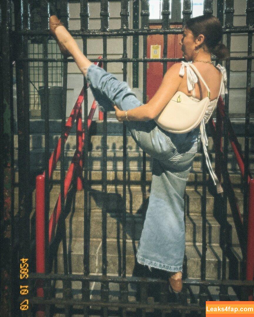 Sarah Hyland / Sarah_Hyland / sarahhyland leaked photo photo #0852