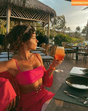 Sarah Hyland photo #0166