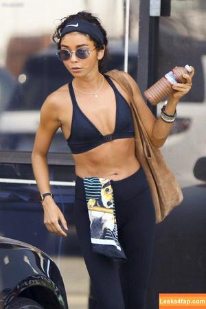 Sarah Hyland photo #0388