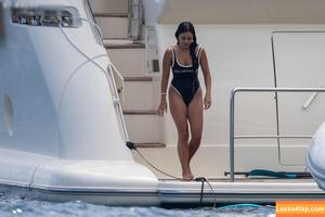 Sarah Hyland photo #0544