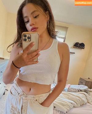 Sarah Jeffery photo #0036