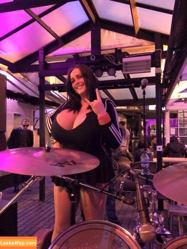 Sarah Lang /  leaked photo photo #0015