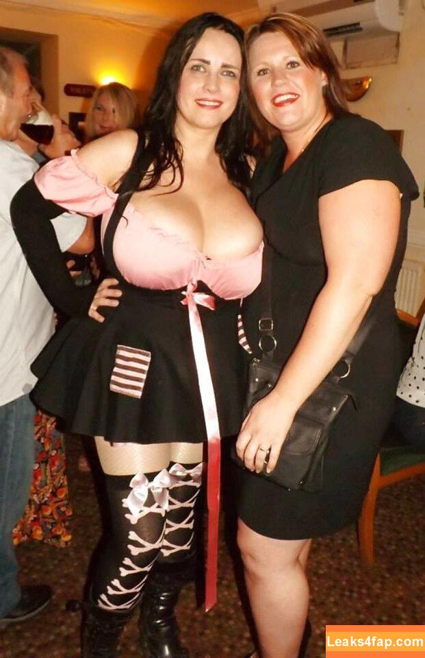 Sarah Lang /  leaked photo photo #0020