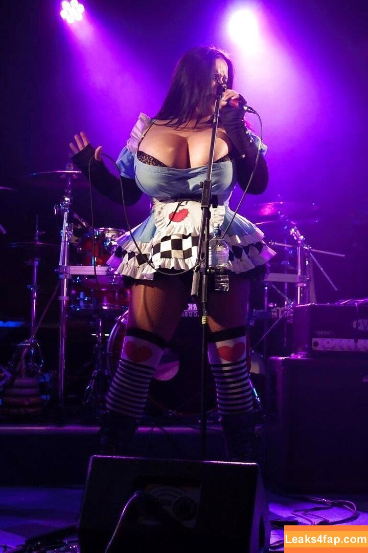 Sarah Lang /  leaked photo photo #0025