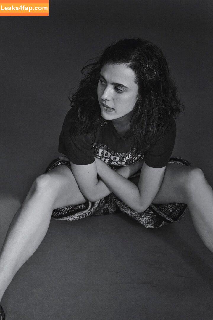 Sarah Margaret Qualley /  leaked photo photo #0044