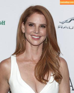 Sarah Rafferty photo #0032