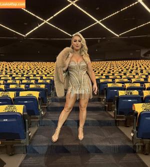 Sarah Schreiber photo #0177