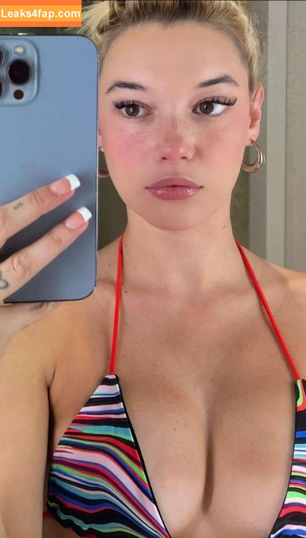 Sarah Snyder / bigsarahsnyder / sarahfuckingsnyder leaked photo photo #0074