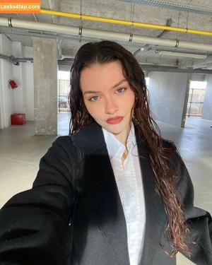 sarahhbl photo #0029