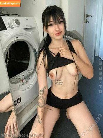 sarahthedomi / domsaraah / saraahqueenb leaked photo photo #0019