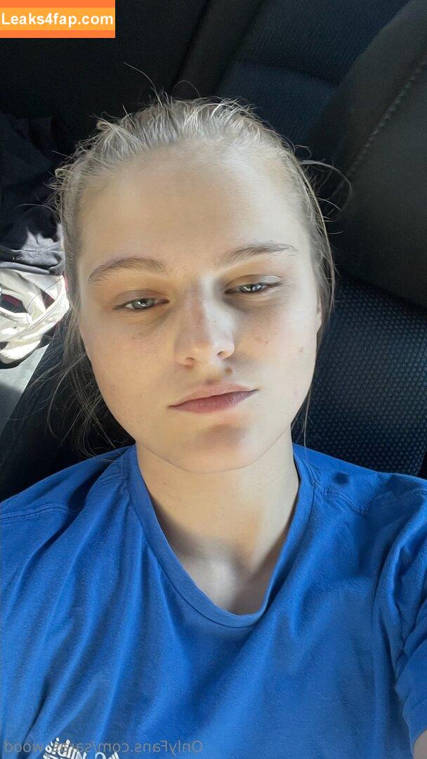 saras_wood / Sara Woods leaked photo photo #0004
