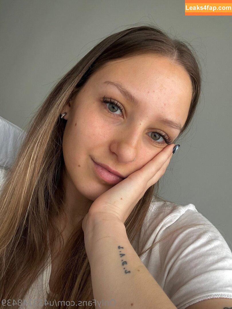 sarateen / iamsarasteen leaked photo photo #0019