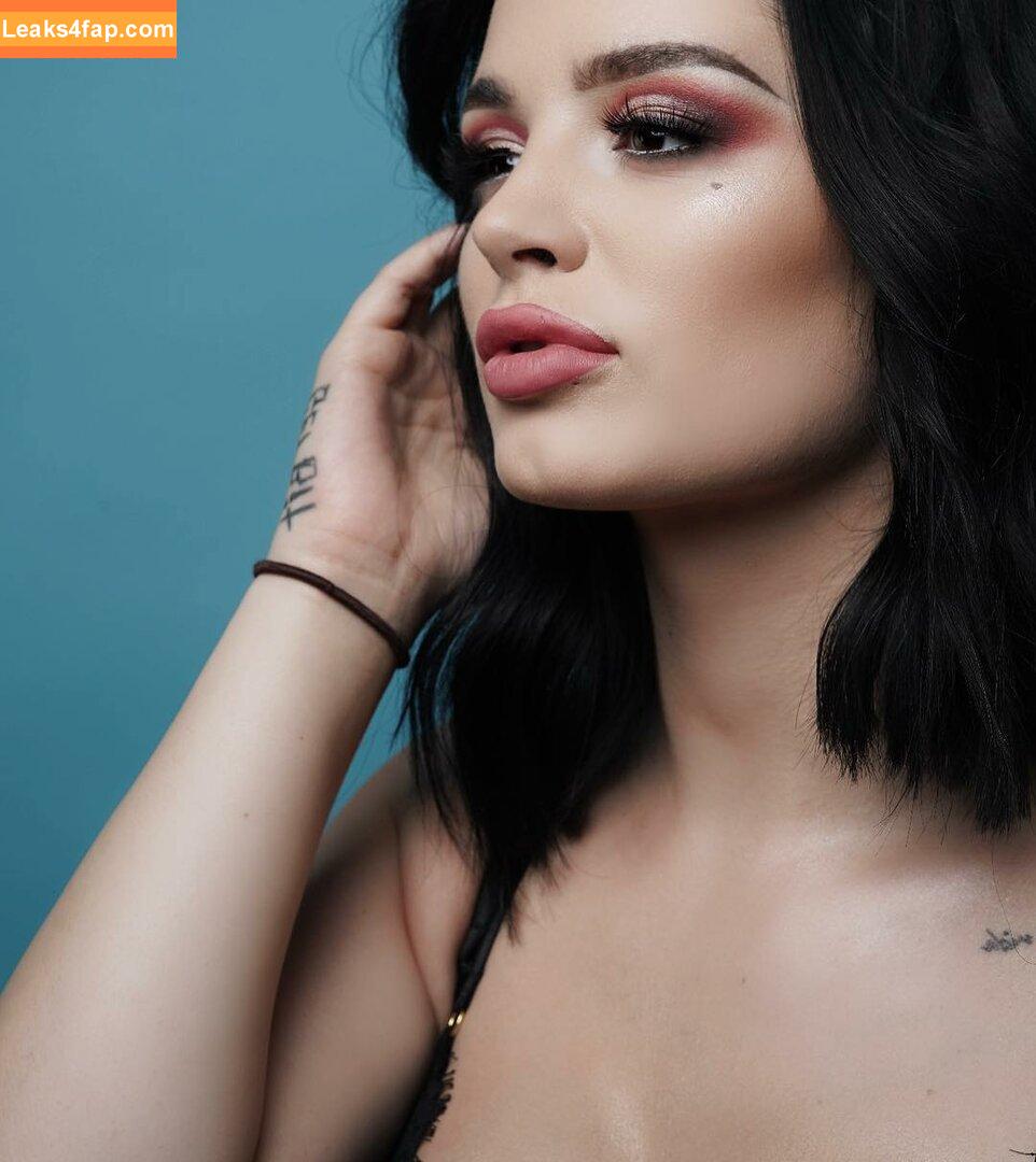 Saraya Bevis / realpaigewwe leaked photo photo #0017