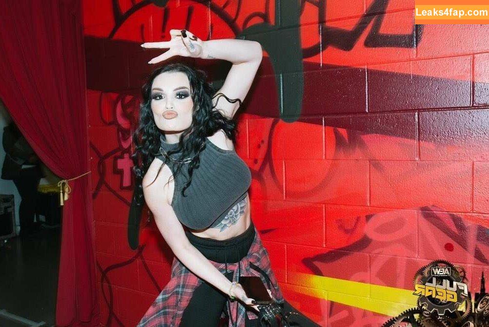 Saraya Bevis / realpaigewwe leaked photo photo #0043