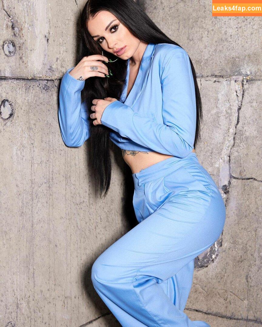Saraya Bevis / realpaigewwe leaked photo photo #0047