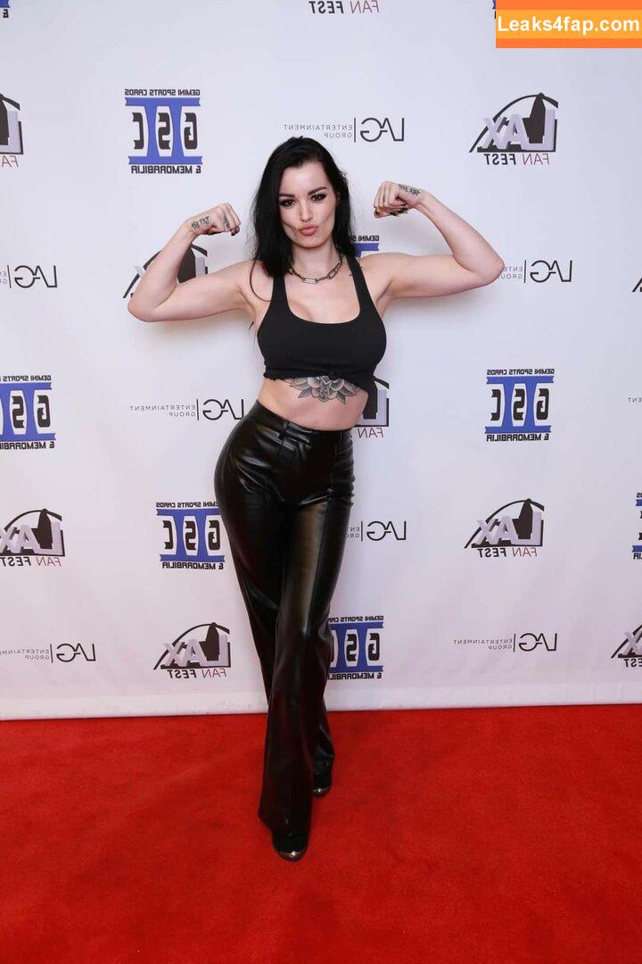 Saraya Bevis / realpaigewwe leaked photo photo #0063