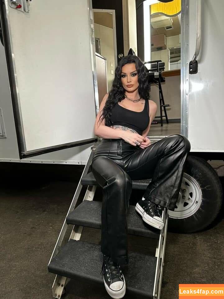 Saraya Bevis / realpaigewwe leaked photo photo #0064