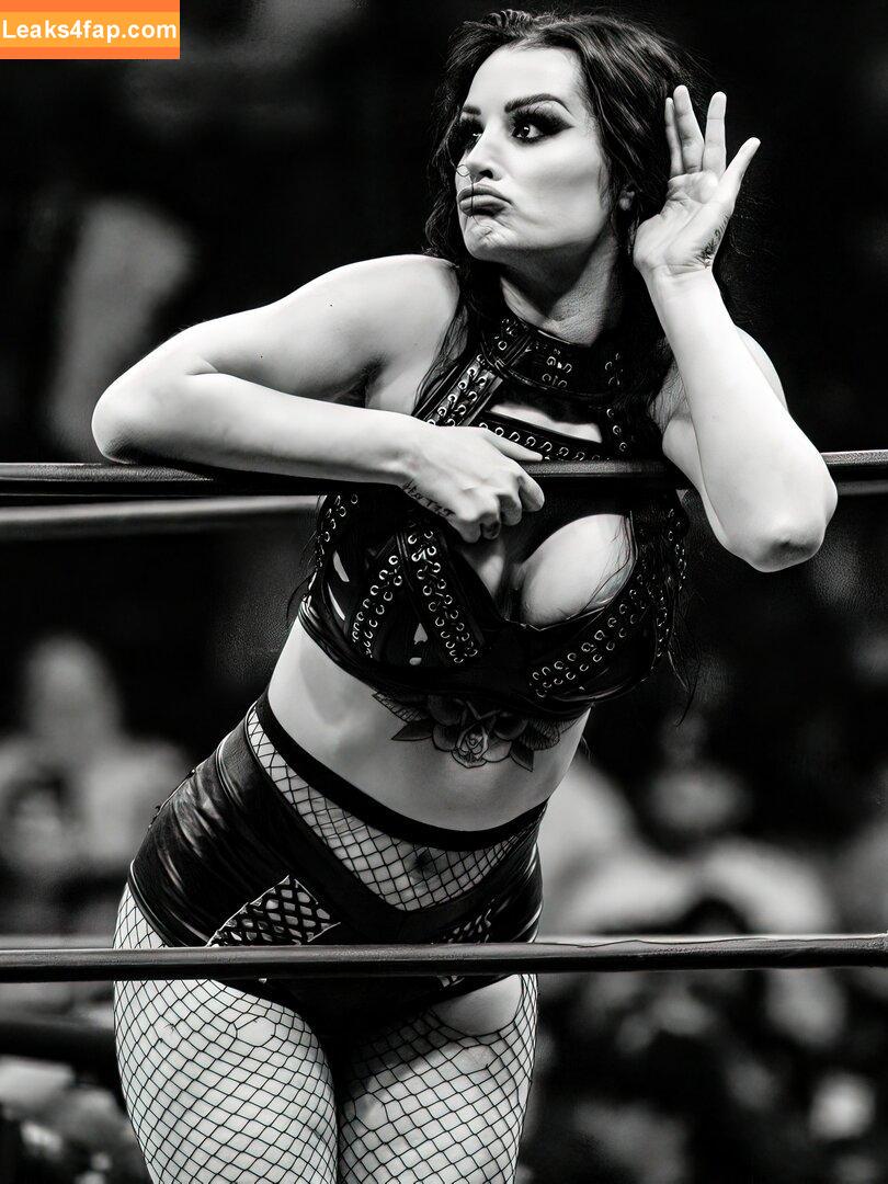 Saraya Bevis / realpaigewwe leaked photo photo #0140