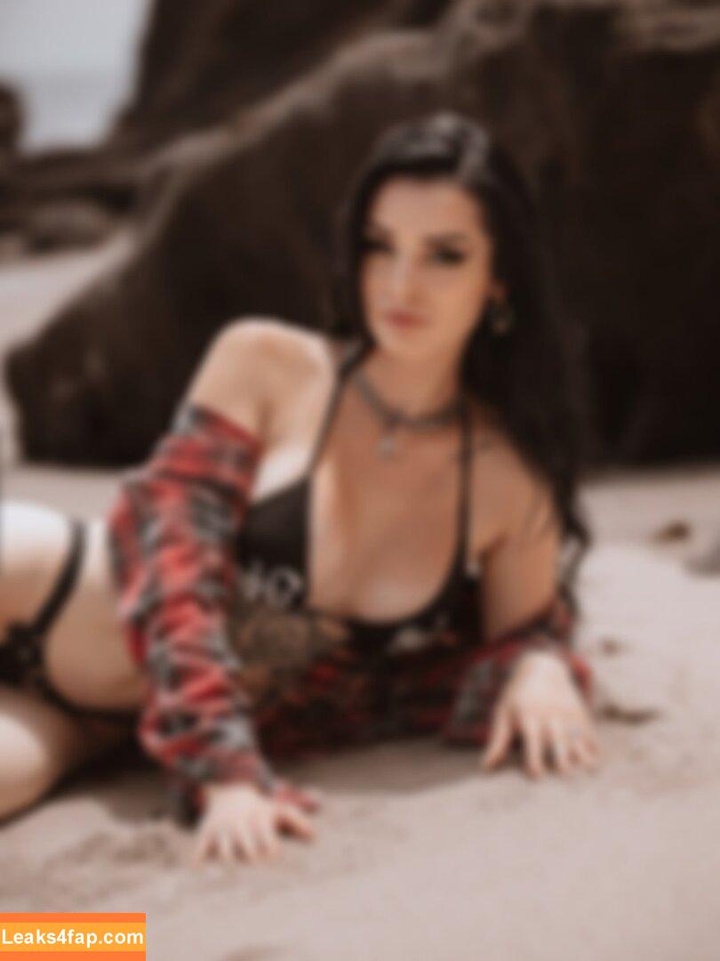 Saraya Bevis / realpaigewwe leaked photo photo #0399
