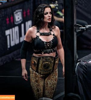 Saraya Bevis photo #0131