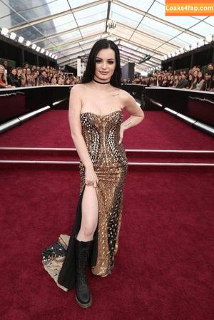 Saraya Bevis фото #0163