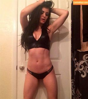 Saraya Bevis фото #0186