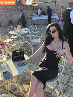 Saraya Bevis photo #0387