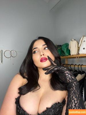 Sarem Uysal photo #0053