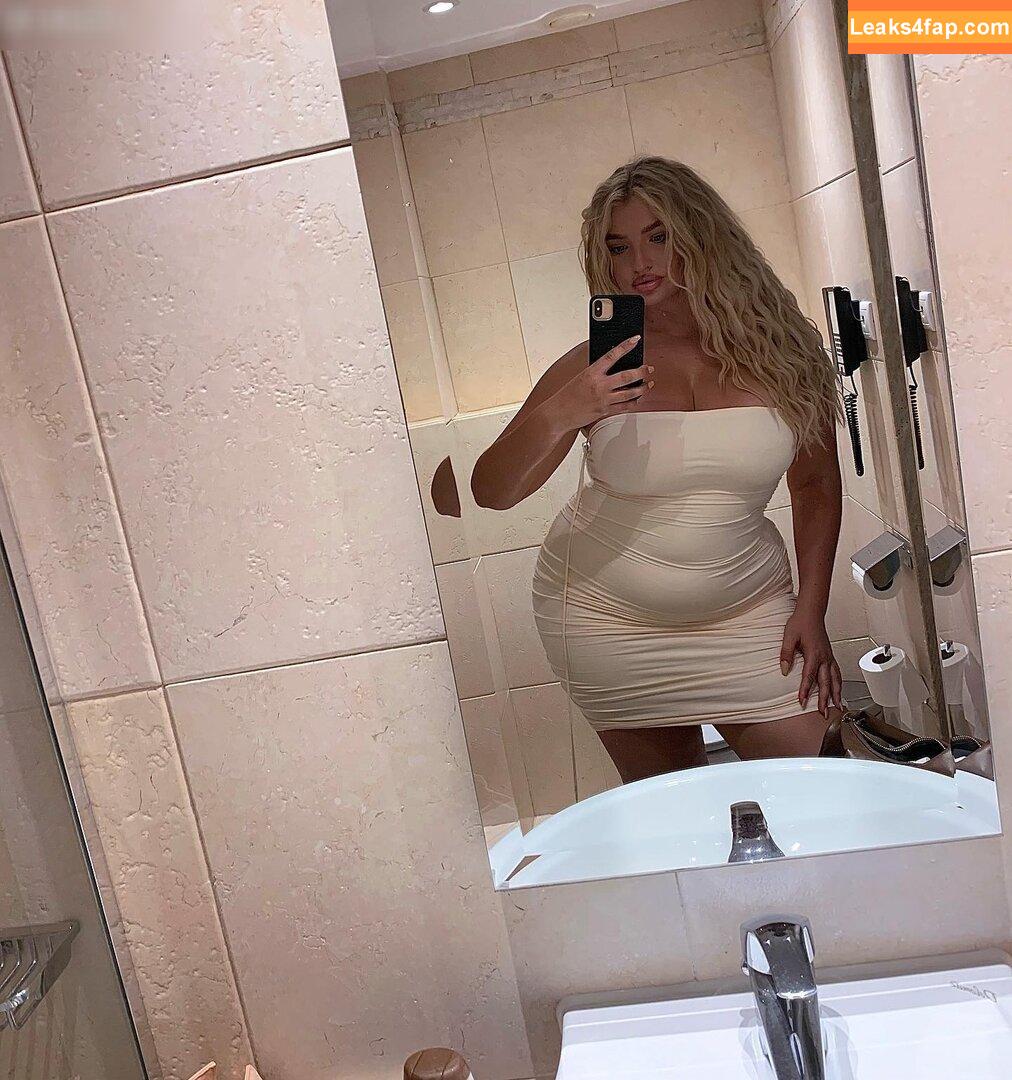 Sarina Nowak / sarinanowak leaked photo photo #0022