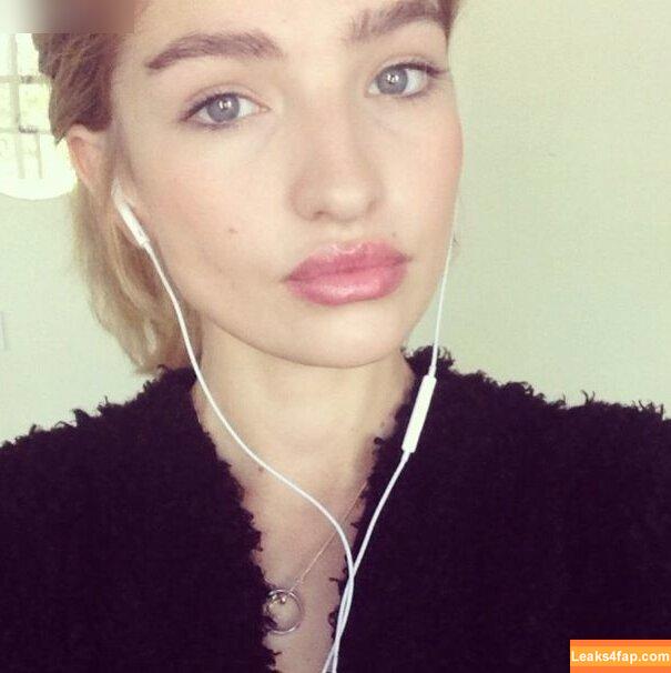 Sarina Nowak / sarinanowak leaked photo photo #0043