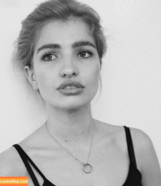 Sarina Nowak / sarinanowak leaked photo photo #0045