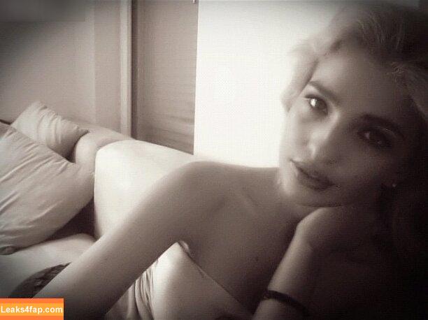 Sarina Nowak / sarinanowak leaked photo photo #0049