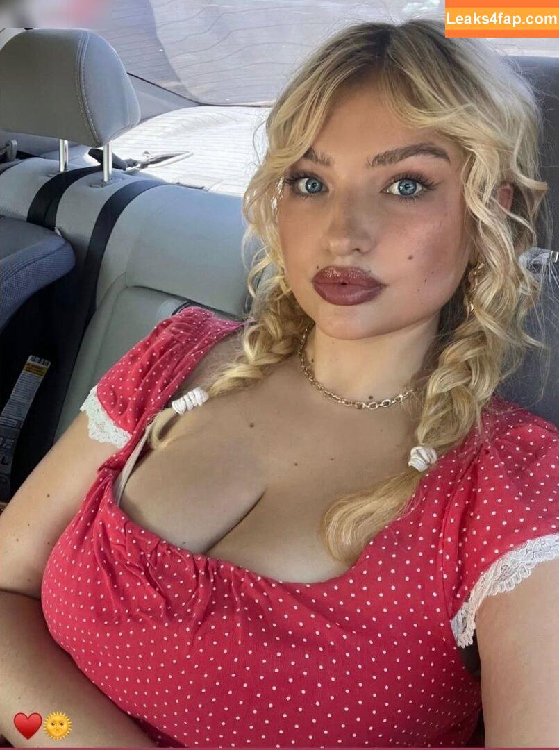 Sarina Nowak / sarinanowak leaked photo photo #0321