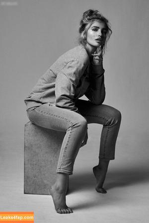 Sarina Nowak photo #0031