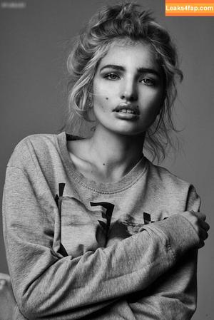 Sarina Nowak photo #0039