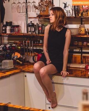 Sasa photo #0014