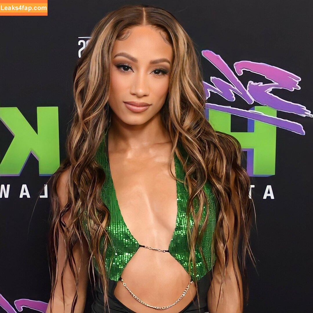 Sasha Banks / sashabankswwe / soxysasha leaked photo photo #0061