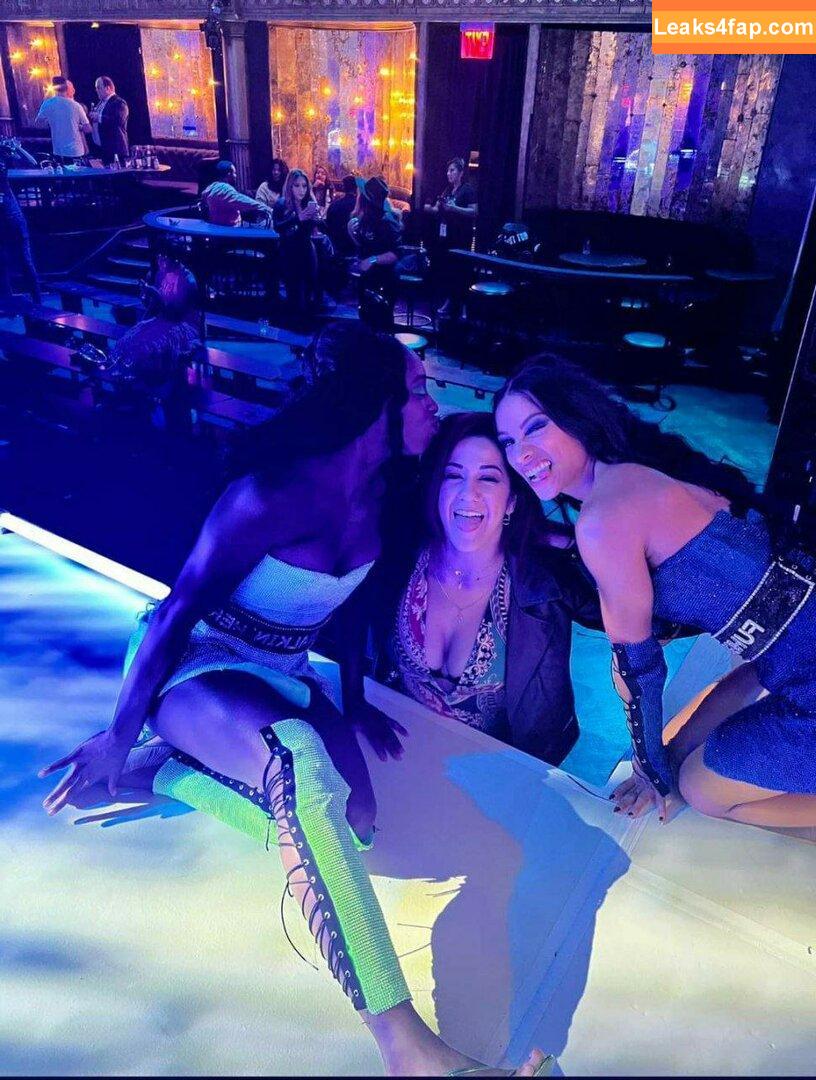 Sasha Banks / sashabankswwe / soxysasha leaked photo photo #0154