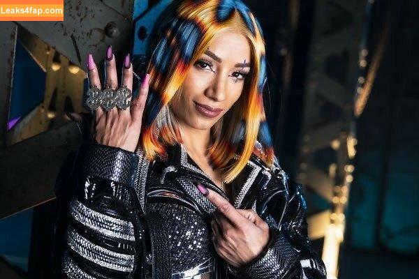 Sasha Banks / sashabankswwe / soxysasha leaked photo photo #0193