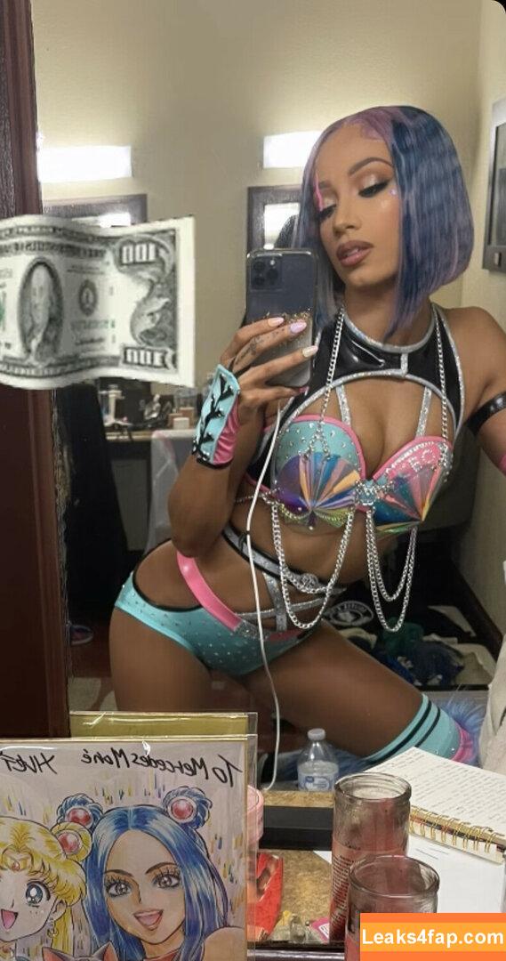 Sasha Banks / sashabankswwe / soxysasha leaked photo photo #0221