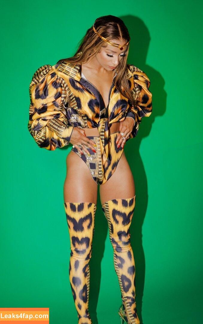 Sasha Banks / sashabankswwe / soxysasha leaked photo photo #0228