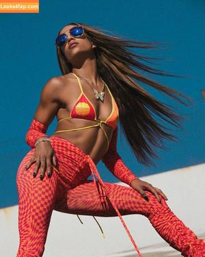 Sasha Banks photo #0071