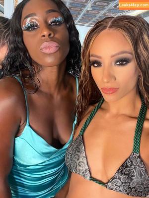 Sasha Banks photo #0075