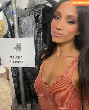 Sasha Banks photo #0084
